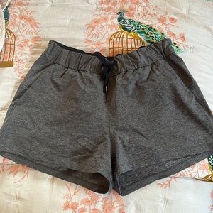 Women Lululemon short